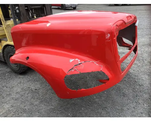 FREIGHTLINER M-2 112 HOOD