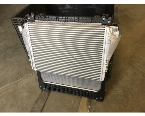 FREIGHTLINER M-2  RADIATOR ASSEMBLY