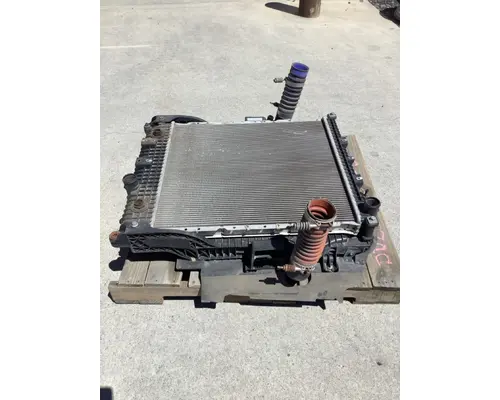 FREIGHTLINER M-2  RADIATOR