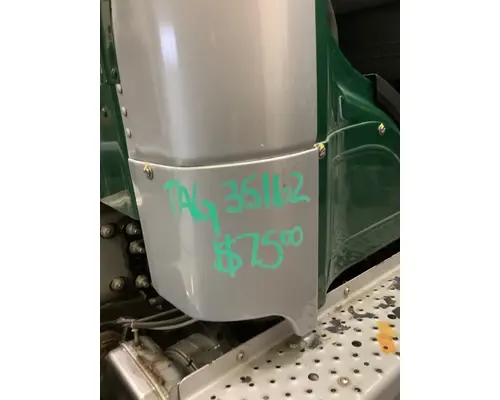 FREIGHTLINER M-2 BODY PARTS