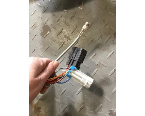 FREIGHTLINER M-2 MIRROR - DOOR