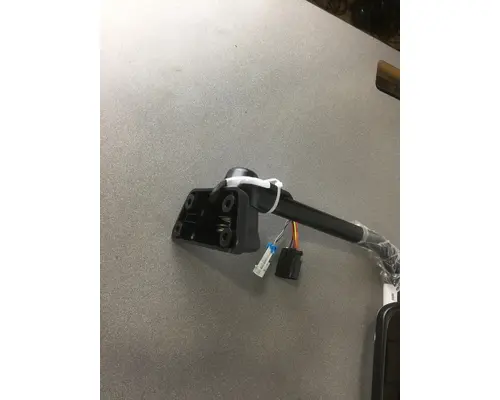 FREIGHTLINER M-2 MIRROR - DOOR