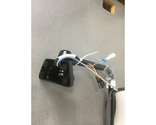 FREIGHTLINER M-2 MIRROR - DOOR