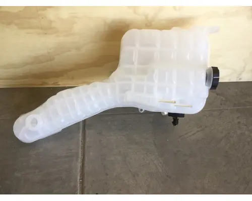 FREIGHTLINER M-2 RADIATOR SURGE TANK