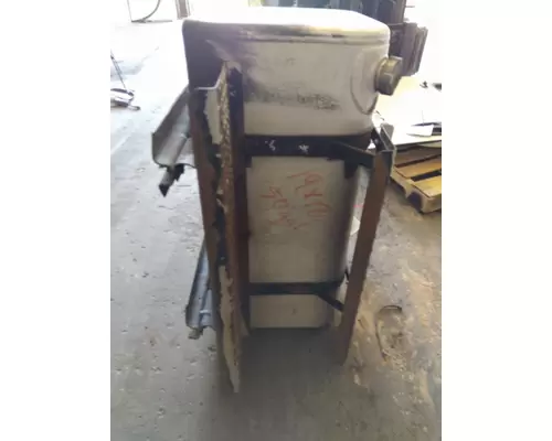 FREIGHTLINER M2 100 2003-2009 FUEL TANK