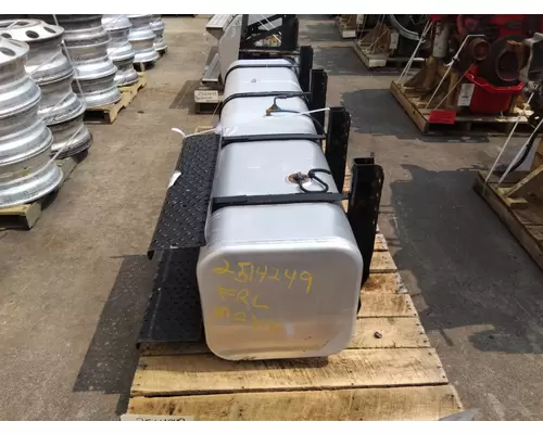 FREIGHTLINER M2 100 2003-2009 FUEL TANK