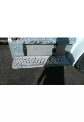 FREIGHTLINER M2 100 2003-2009 FUEL TANK