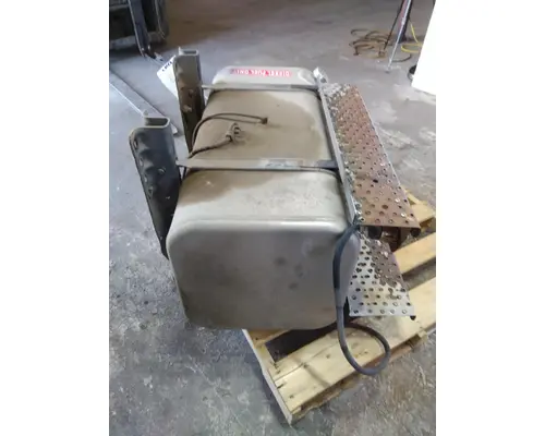 FREIGHTLINER M2 100 FUEL TANK
