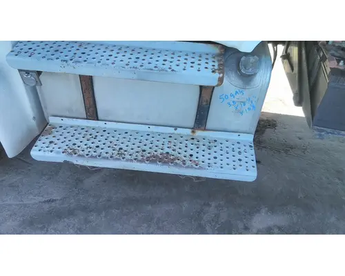 FREIGHTLINER M2 100 FUEL TANK