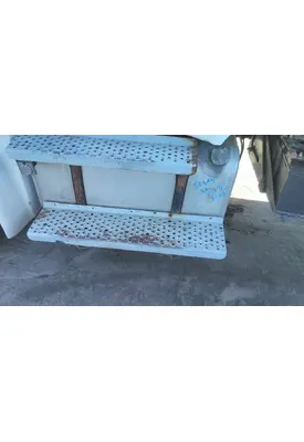 FREIGHTLINER M2 100 FUEL TANK