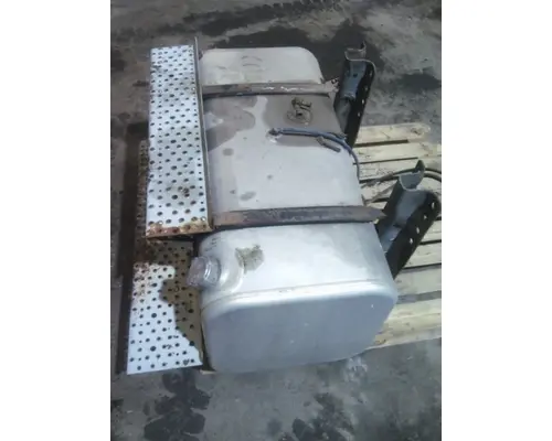FREIGHTLINER M2 100 FUEL TANK