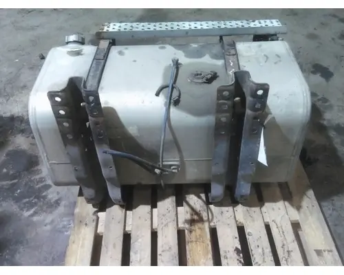FREIGHTLINER M2 100 FUEL TANK