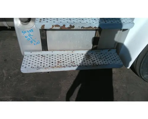 FREIGHTLINER M2 100 FUEL TANK