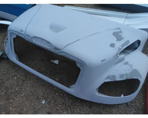 FREIGHTLINER M2 100 HOOD
