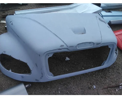 FREIGHTLINER M2 100 HOOD