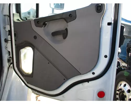 FREIGHTLINER M2 106 2002-2014 DOOR ASSEMBLY, FRONT