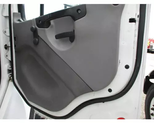 FREIGHTLINER M2 106 2002-2014 DOOR ASSEMBLY, FRONT