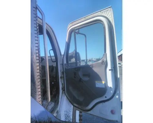 FREIGHTLINER M2 106 2002-2014 DOOR ASSEMBLY, FRONT