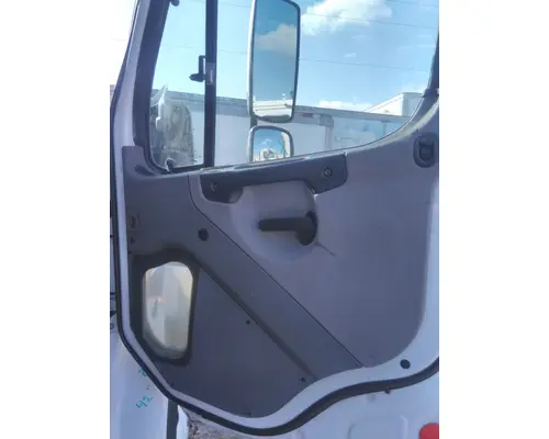 FREIGHTLINER M2 106 2002-2014 DOOR ASSEMBLY, FRONT