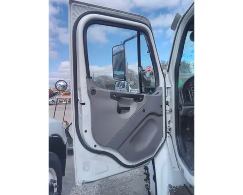 FREIGHTLINER M2 106 2002-2014 DOOR ASSEMBLY, FRONT