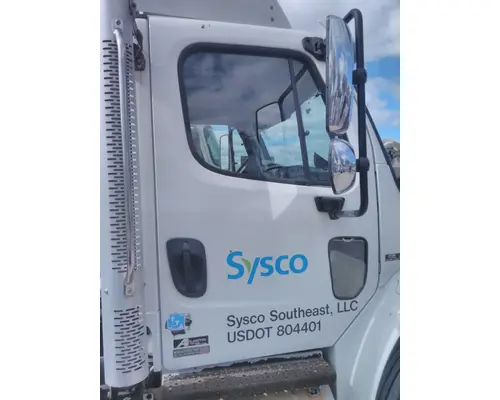 FREIGHTLINER M2 106 2002-2014 DOOR ASSEMBLY, FRONT