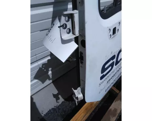 FREIGHTLINER M2 106 2002-2014 DOOR ASSEMBLY, FRONT