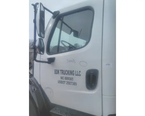 FREIGHTLINER M2 106 2002-2014 DOOR ASSEMBLY, FRONT