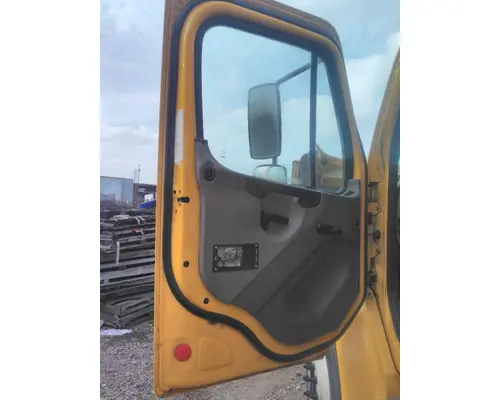 FREIGHTLINER M2 106 2002-2014 DOOR ASSEMBLY, FRONT