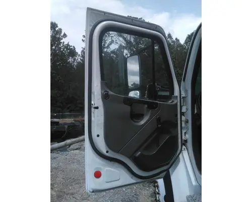 FREIGHTLINER M2 106 2002-2014 DOOR ASSEMBLY, FRONT