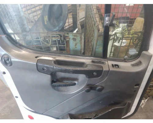 FREIGHTLINER M2 106 2002-2014 DOOR ASSEMBLY, FRONT