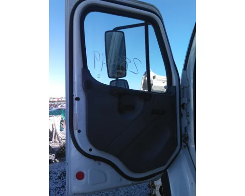 FREIGHTLINER M2 106 2002-2014 DOOR ASSEMBLY, FRONT