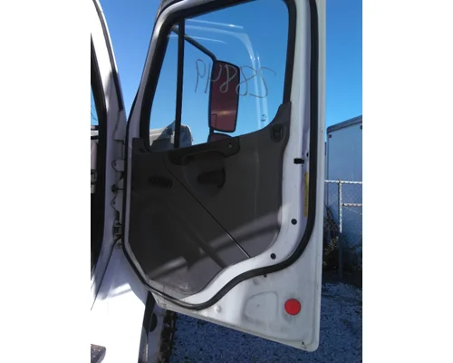 FREIGHTLINER M2 106 2002-2014 DOOR ASSEMBLY, FRONT