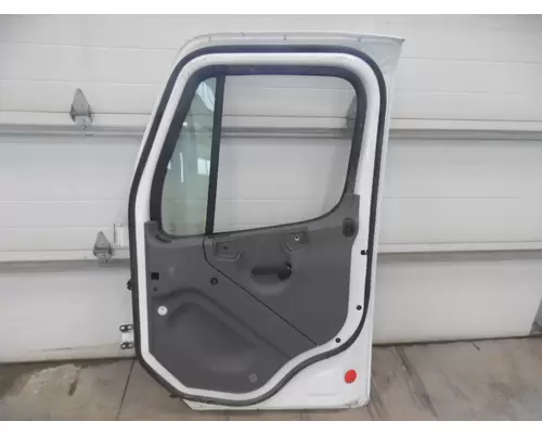 FREIGHTLINER M2 106 2002-2014 DOOR ASSEMBLY, FRONT