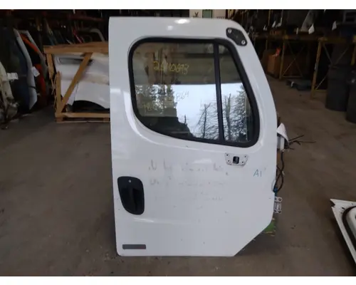 FREIGHTLINER M2 106 2002-2014 DOOR ASSEMBLY, FRONT