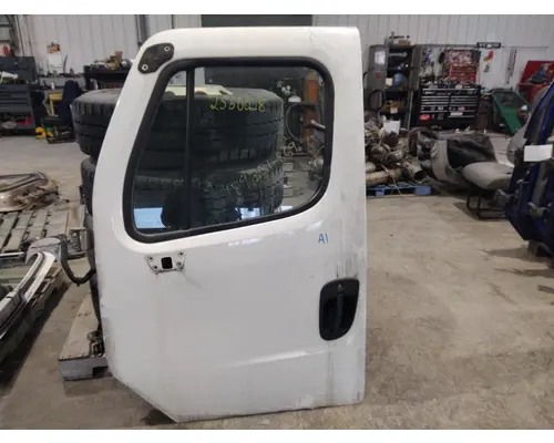 FREIGHTLINER M2 106 2002-2014 DOOR ASSEMBLY, FRONT