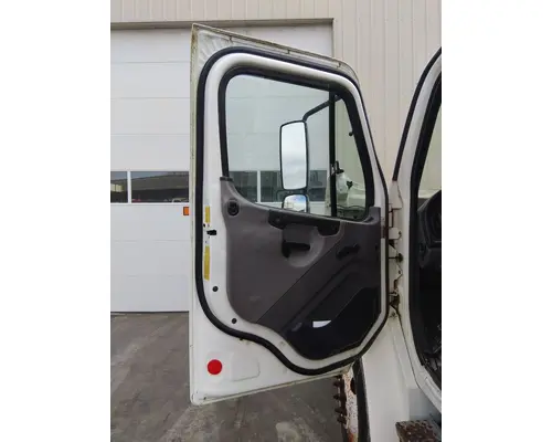 FREIGHTLINER M2 106 2002-2014 DOOR ASSEMBLY, FRONT