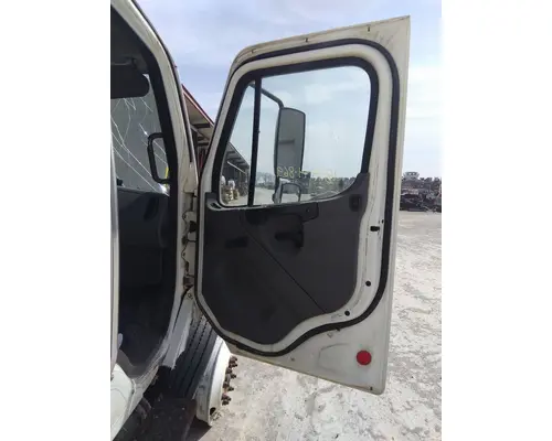 FREIGHTLINER M2 106 2002-2014 DOOR ASSEMBLY, FRONT