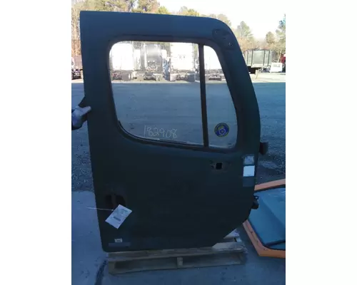 FREIGHTLINER M2 106 2002-2014 DOOR ASSEMBLY, FRONT