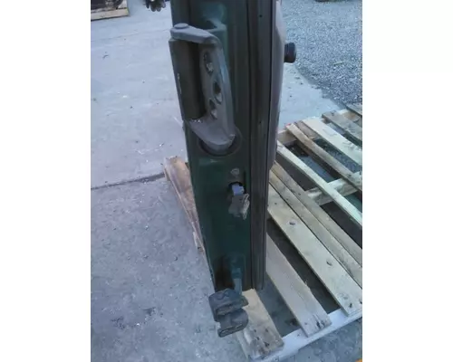 FREIGHTLINER M2 106 2002-2014 DOOR ASSEMBLY, FRONT