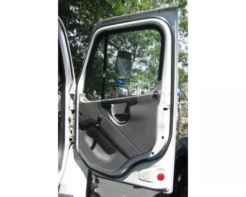 FREIGHTLINER M2 106 2002-2014 DOOR ASSEMBLY, FRONT