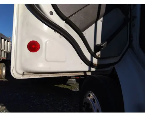 FREIGHTLINER M2 106 2002-2014 DOOR ASSEMBLY, FRONT