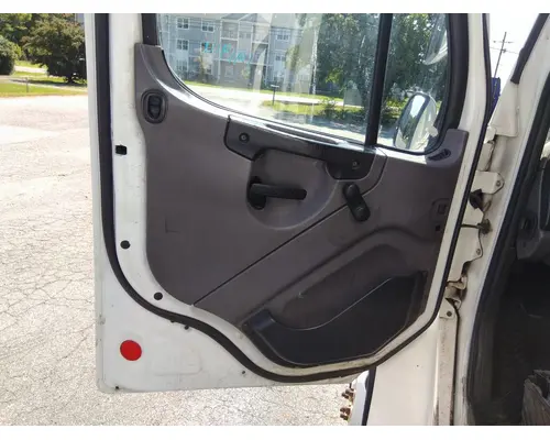FREIGHTLINER M2 106 2002-2014 DOOR ASSEMBLY, FRONT