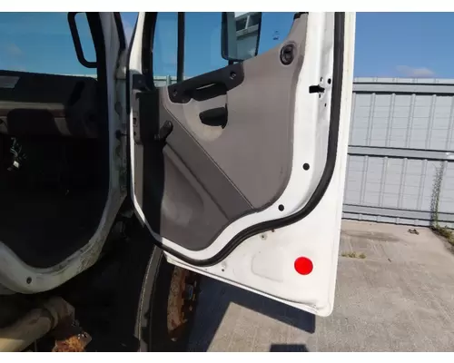 FREIGHTLINER M2 106 2002-2014 DOOR ASSEMBLY, FRONT