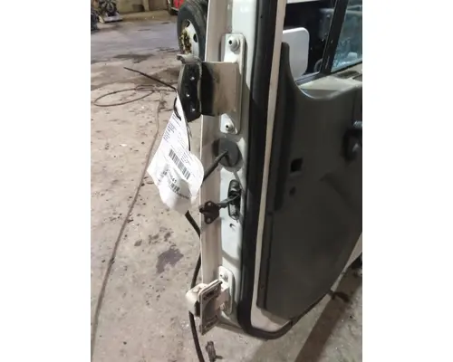 FREIGHTLINER M2 106 2002-2014 DOOR ASSEMBLY, FRONT