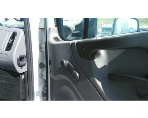 FREIGHTLINER M2 106 2002-2014 DOOR ASSEMBLY, FRONT