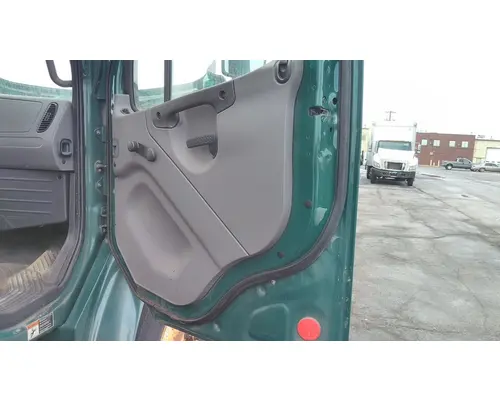 FREIGHTLINER M2 106 2002-2014 DOOR ASSEMBLY, FRONT