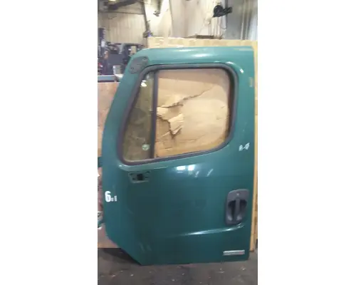 FREIGHTLINER M2 106 2002-2014 DOOR ASSEMBLY, FRONT