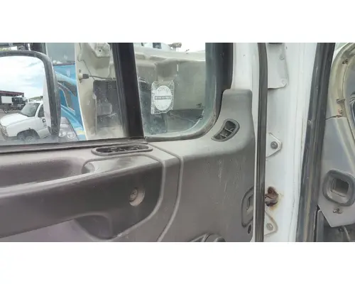 FREIGHTLINER M2 106 2002-2014 DOOR ASSEMBLY, FRONT