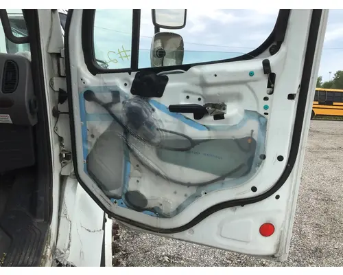 FREIGHTLINER M2 106 2002-2014 DOOR ASSEMBLY, FRONT