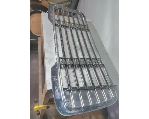 FREIGHTLINER M2 106 2003-2023 GRILLE